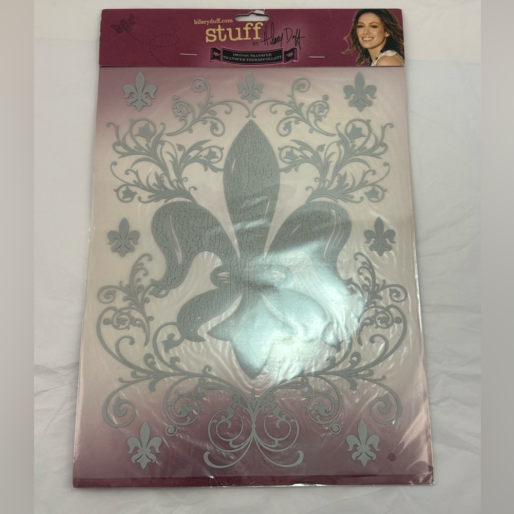 Y2K vintage 2007 Hilary Duff iron on transfer Fleur-de-Lis